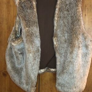 aerie Woman’s Faux Fur Vest
